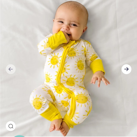 Little Sleepies Sunshine Bamboo Zipper Onesie in 6-12 Month - Picture 1 of 4